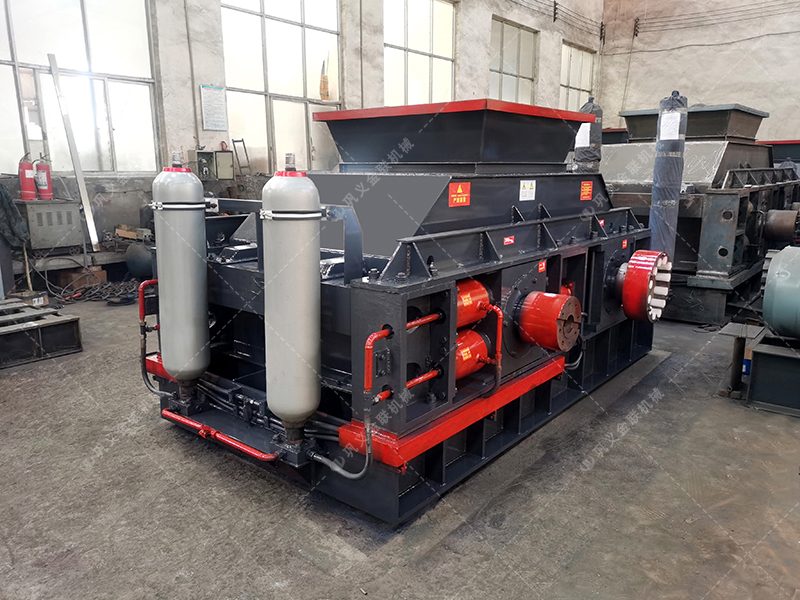 建筑用砂配置的液壓對輥制砂機(jī)多少錢一臺？