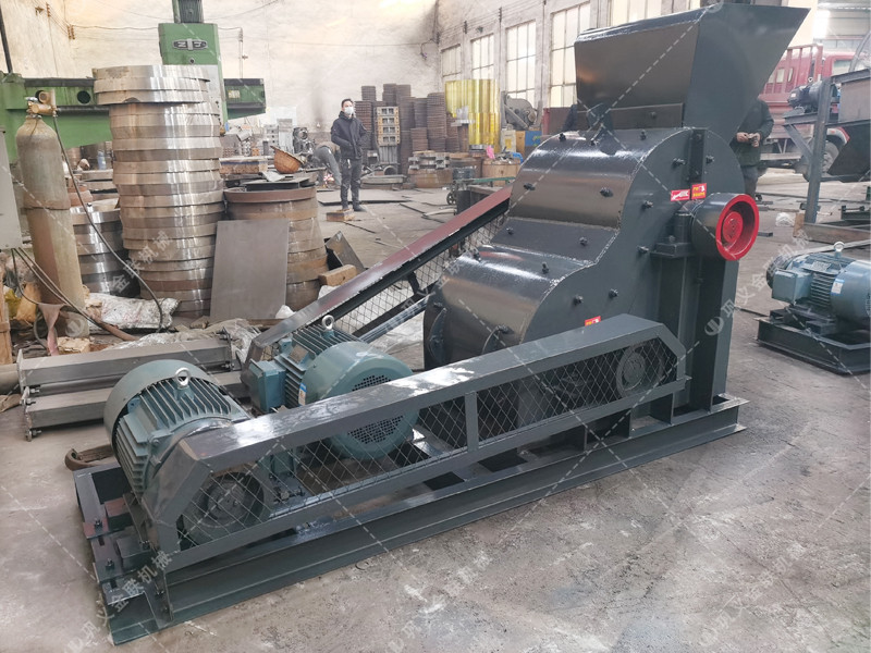 SCF600*400小型雙級(jí)粉碎機(jī)發(fā)往甘肅慶陽(yáng)破碎煤