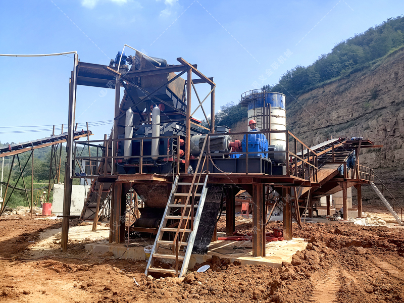 金聯機械生產的1510液壓對輥制砂機怎么樣？附現場案例