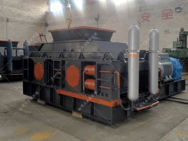 如何選擇對(duì)輥制砂機(jī)的生產(chǎn)廠家？