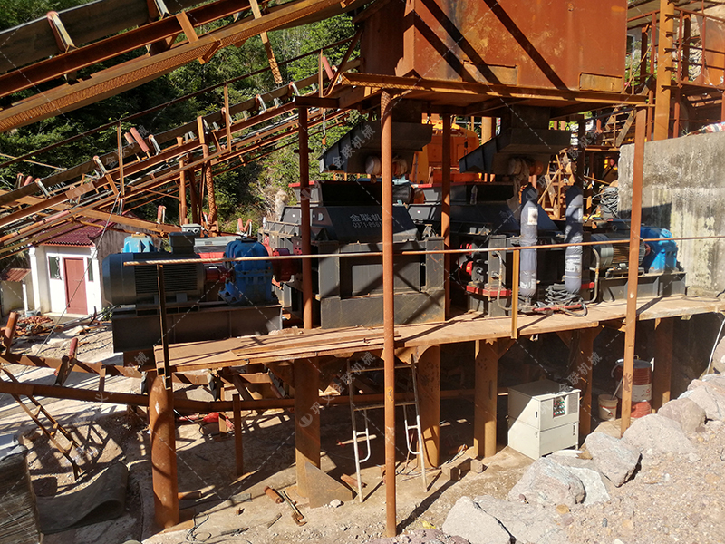 2025 年制砂設(shè)備新趨勢：全自動液壓對輥制砂機(jī)為何成行業(yè)優(yōu)選？